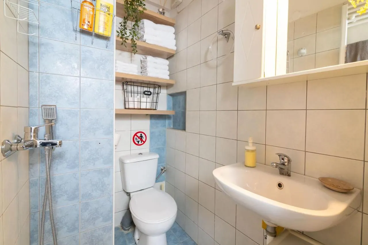 F & B Collection - 2 Bedroom Flat Thessaloniki